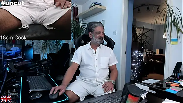 OnlineBossUK live sex cam