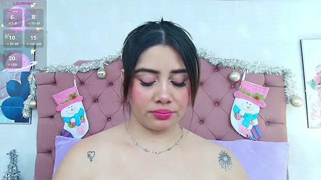 ThyaraJhons live sex cam