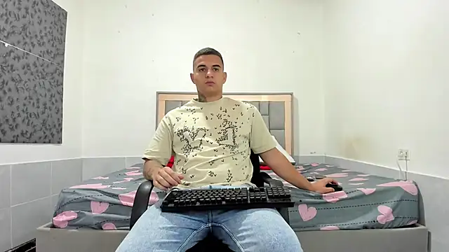 simookeler live sex cam