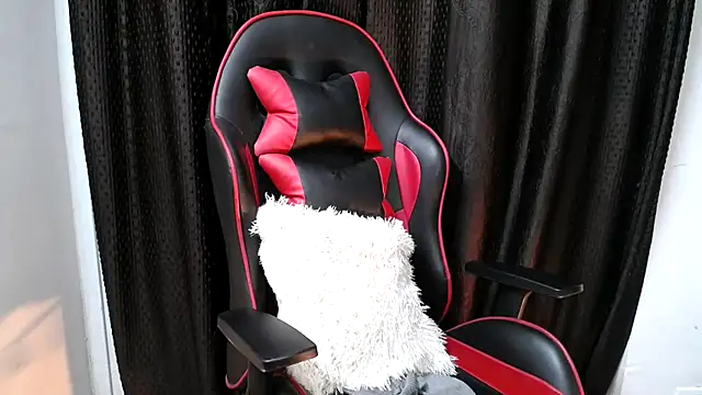 Hott_Niya live sex cam