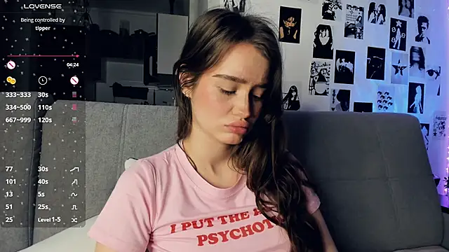 lovelyalivia live sex cam