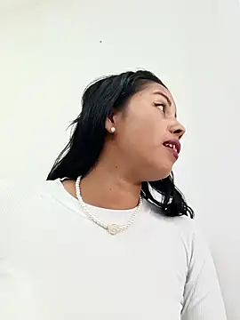 _andrea30 live sex cam