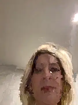 VikaBunny1 live sex cam