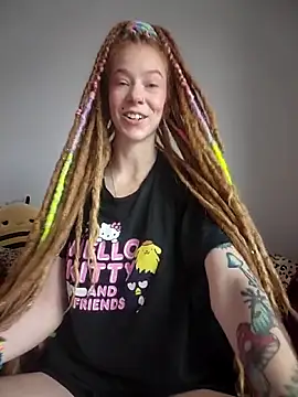 LucidLucy live sex cam