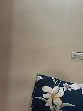 Cute-Sakhi live sex cam