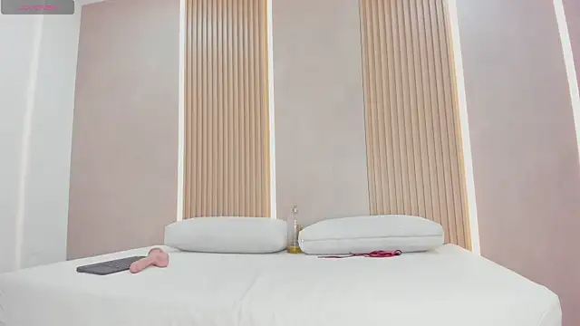 emily_kovac live sex cam