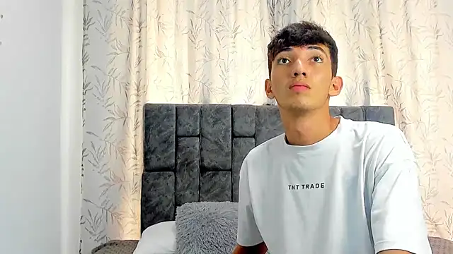 Maikol_Ortiz live sex cam