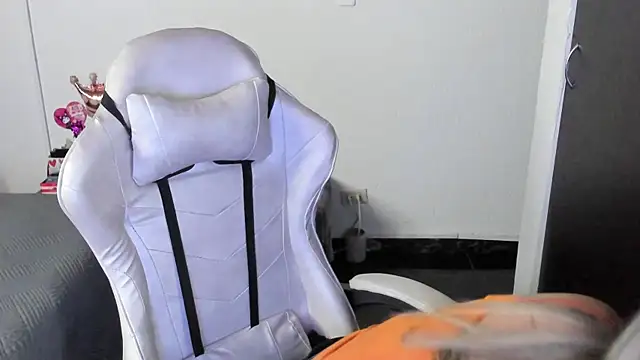 Andreina_Suann's cam snapshot