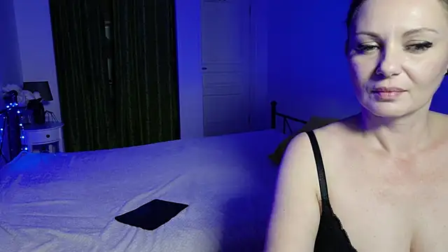 RaileReed's cam snapshot