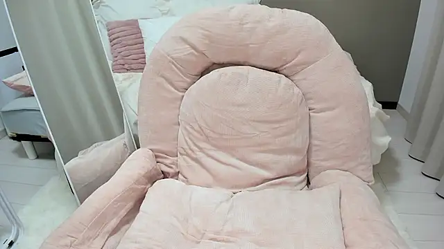 18komugi live sex cam