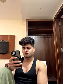 Vihaaanfucks live sex cam