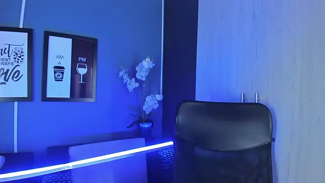 Amareto_'s cam snapshot