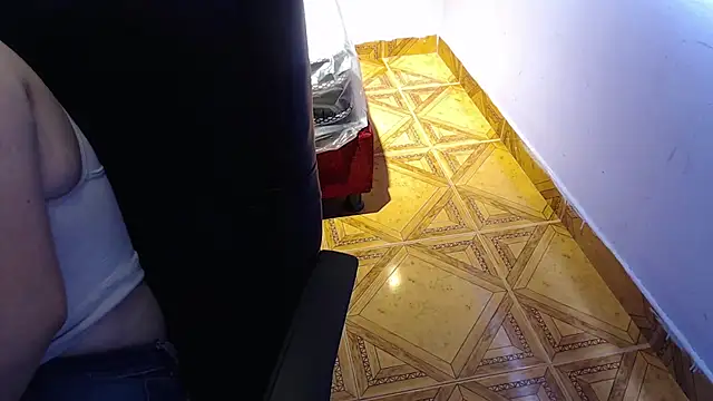 valery_cute_18's cam snapshot