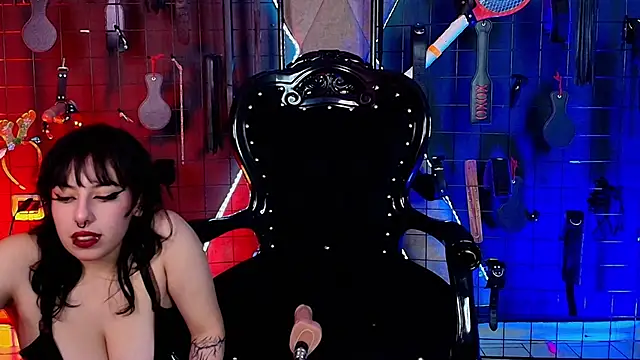 mranii_queen_bdsm_'s cam snapshot