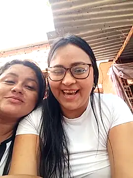 Dirty-Momm-Divorced-Hot's cam snapshot