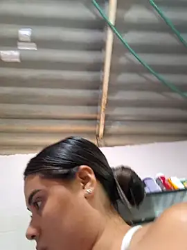 sexy-latin10's cam snapshot