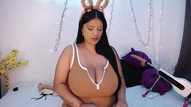 Nicol_Love0's cam snapshot