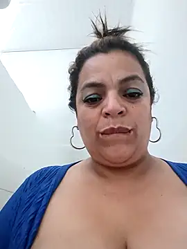 Mia-Glow live sex cam