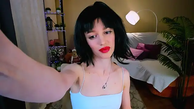 ChristinaConteeree's cam snapshot