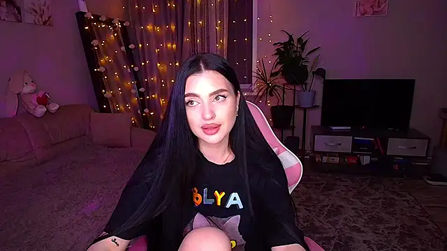 __Malika__'s cam snapshot