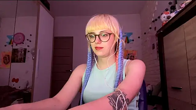 EffacedScan's cam snapshot