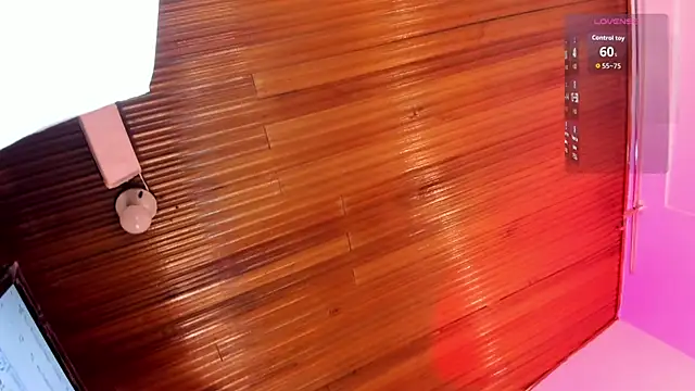 helena_1gv's cam snapshot