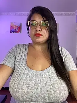 MiiaaJoness's cam snapshot