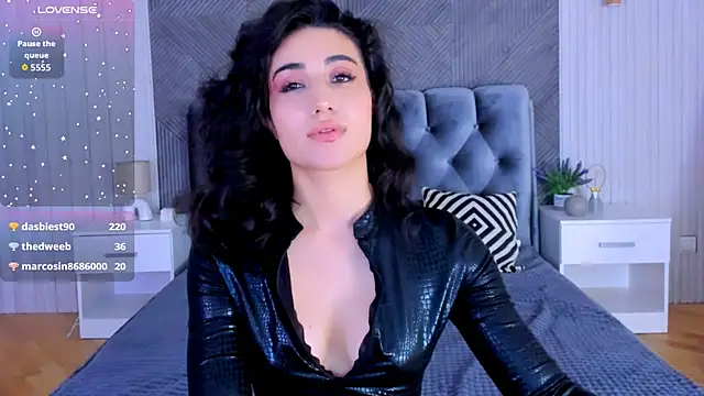 Maya_Rogerss's cam snapshot