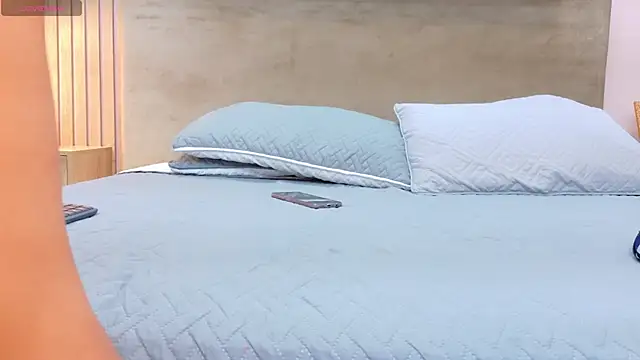 cielo_rivera's cam snapshot