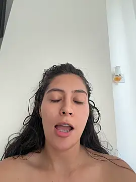 Sophie__Foxxx's cam snapshot