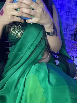 Hot_royalbhabhi live sex cam