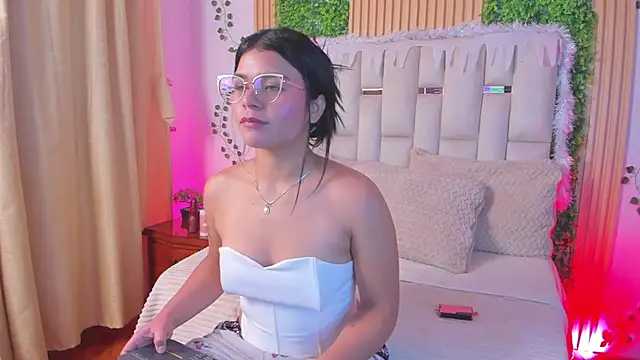 Jade_Nmm's cam snapshot