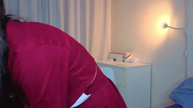 slyshypie's cam snapshot