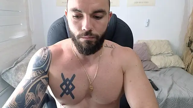 Isaac_Carter's cam snapshot