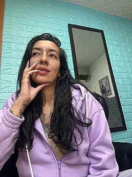 SALOME_KORLAND's cam snapshot