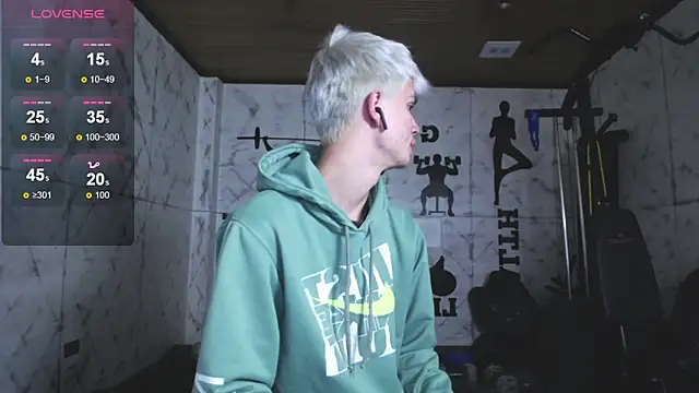 nicktorn's cam snapshot