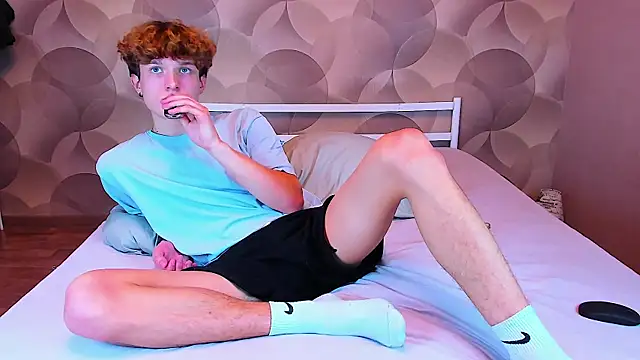 Ian_Flor's cam snapshot