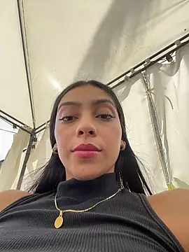 Ema_azel's cam snapshot