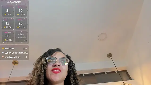 Hanna_Cornee_'s cam snapshot