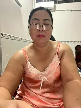 Alinat_'s cam snapshot