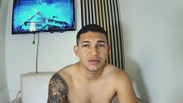 venedic_bull's cam snapshot