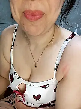 Rouzalinda's cam snapshot