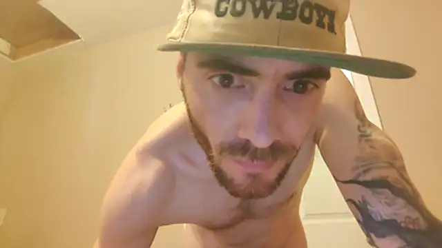 Huntzg23's cam snapshot