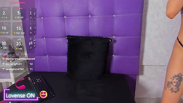 LeaMoreau22's cam snapshot