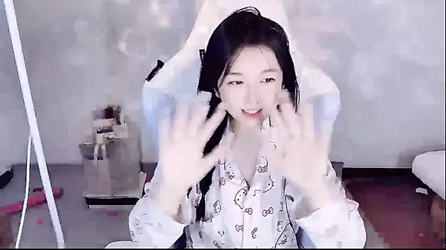 -huahua-'s cam snapshot