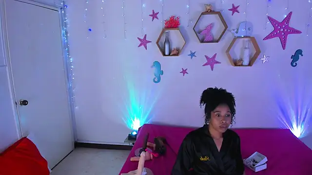 Tanissha_curly's cam snapshot