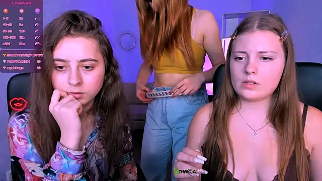 rebecca_smile's web cam