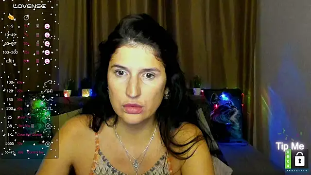 Alianna_Solo_Kisses live sex cam