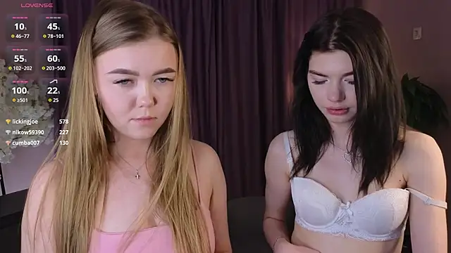 TwixieGuo live sex cam