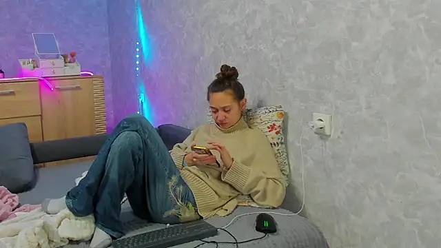 EllaSky_xoxo's cam snapshot